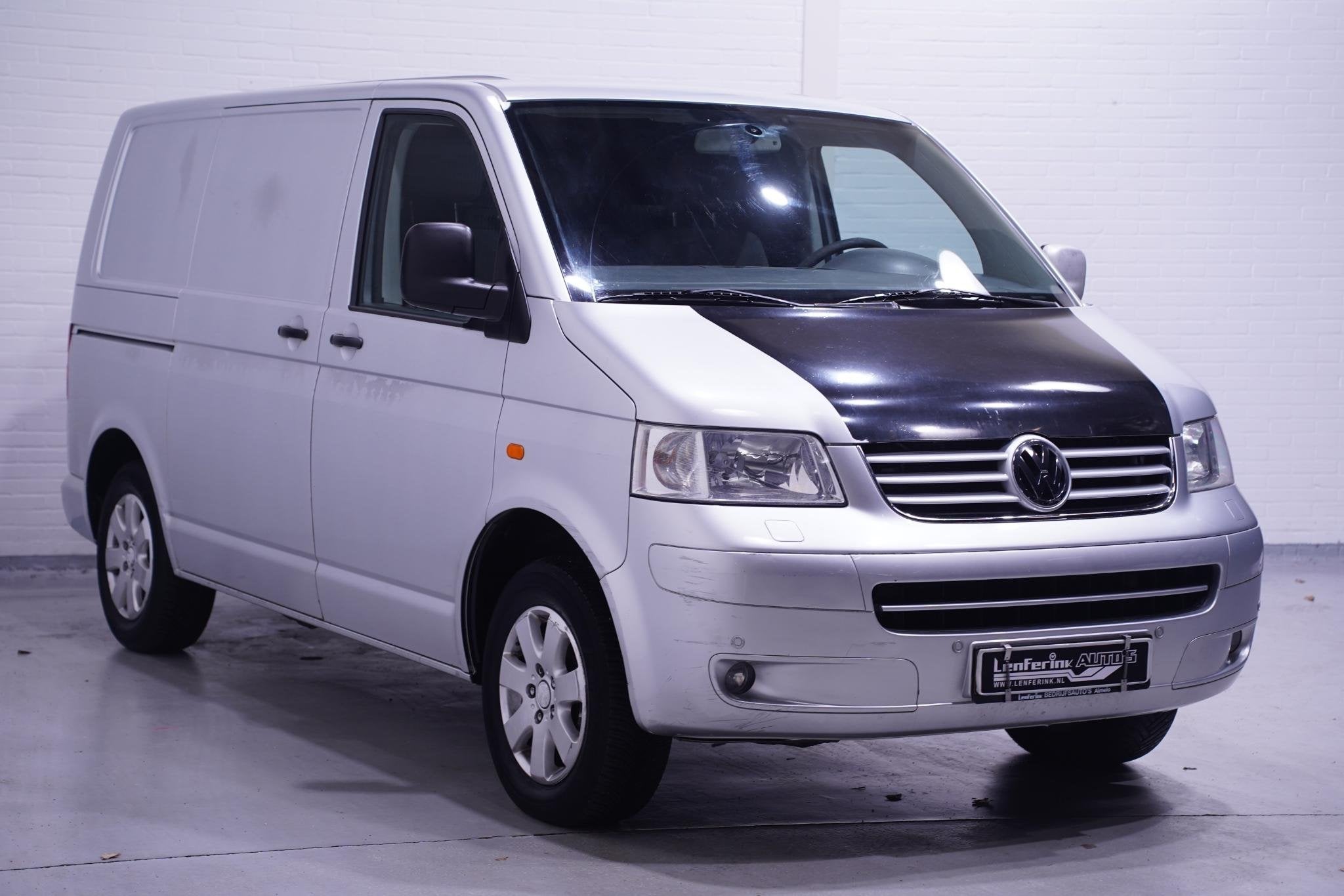 Volkswagen Transporter 2.5 TDI 130 pk 5 Cilinder, Youngtimer, Voorwielaandrijving, Stof, Gebruikt, Volkswagen