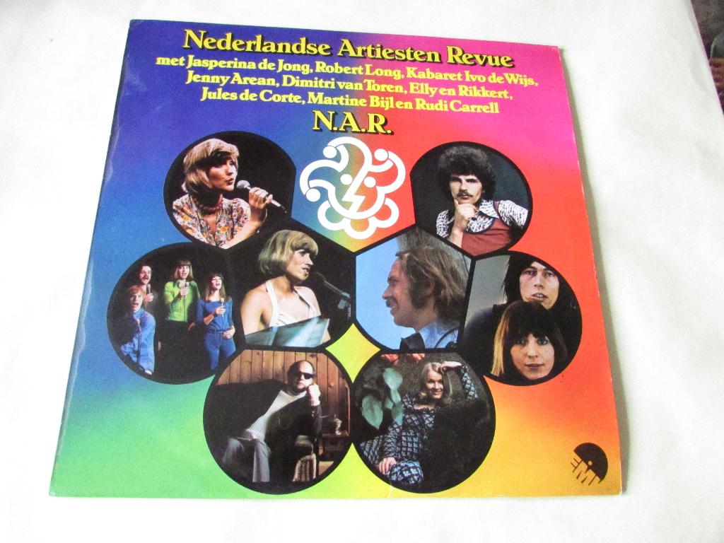 NEDERLANDSE ARTIESTEN REVUE, LP, Gebruikt, Ophalen of Verzenden, 1970 - 1979, Levenslied of Smartlap