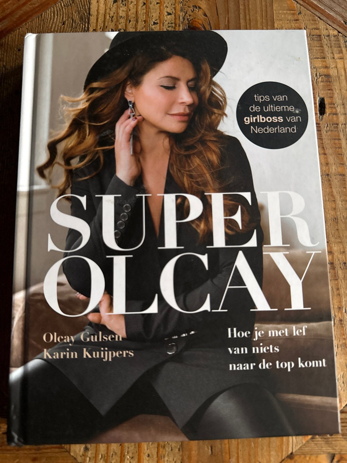 Super Olcay - Hoe je met lef van niets naar de top komt, Ophalen of Verzenden, Zo goed als nieuw, Nederland