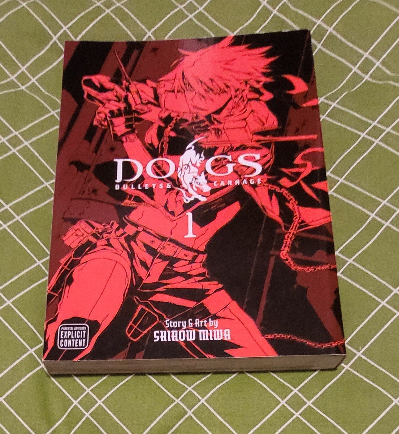 Manga Dogs bullets carnage vol. 1, Boeken, Strips | Comics, Ophalen of Verzenden, Japan (Manga), Shirow Miwa, Gelezen
