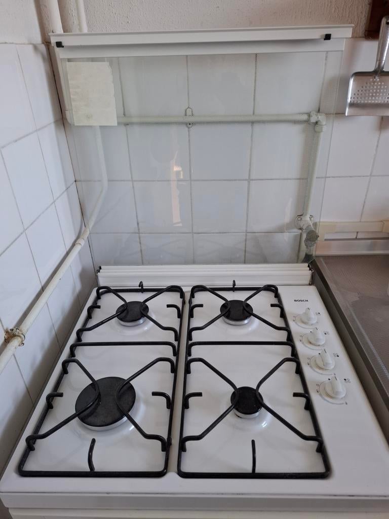 Bosch gasfornuis met 4 pitten, Ophalen, Gebruikt, 4 kookzones, Gas