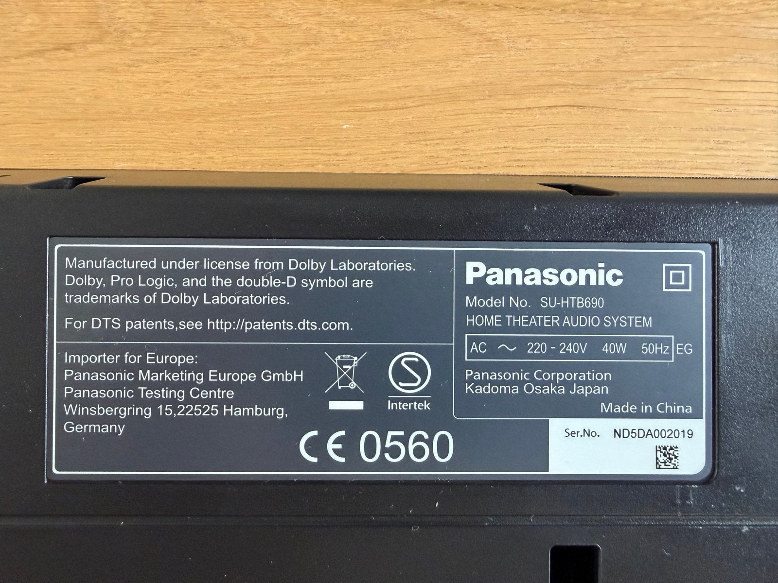 Foto 6 van Panasonic SU-HTB690 Home Theater Audio Systeem Soundbar