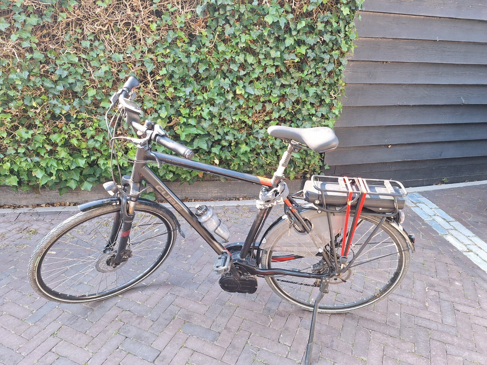 Cube herenfiets met Bosch motor, Fietsen en Brommers, Overige merken, Gebruikt, Versnellingen, Ophalen of Verzenden