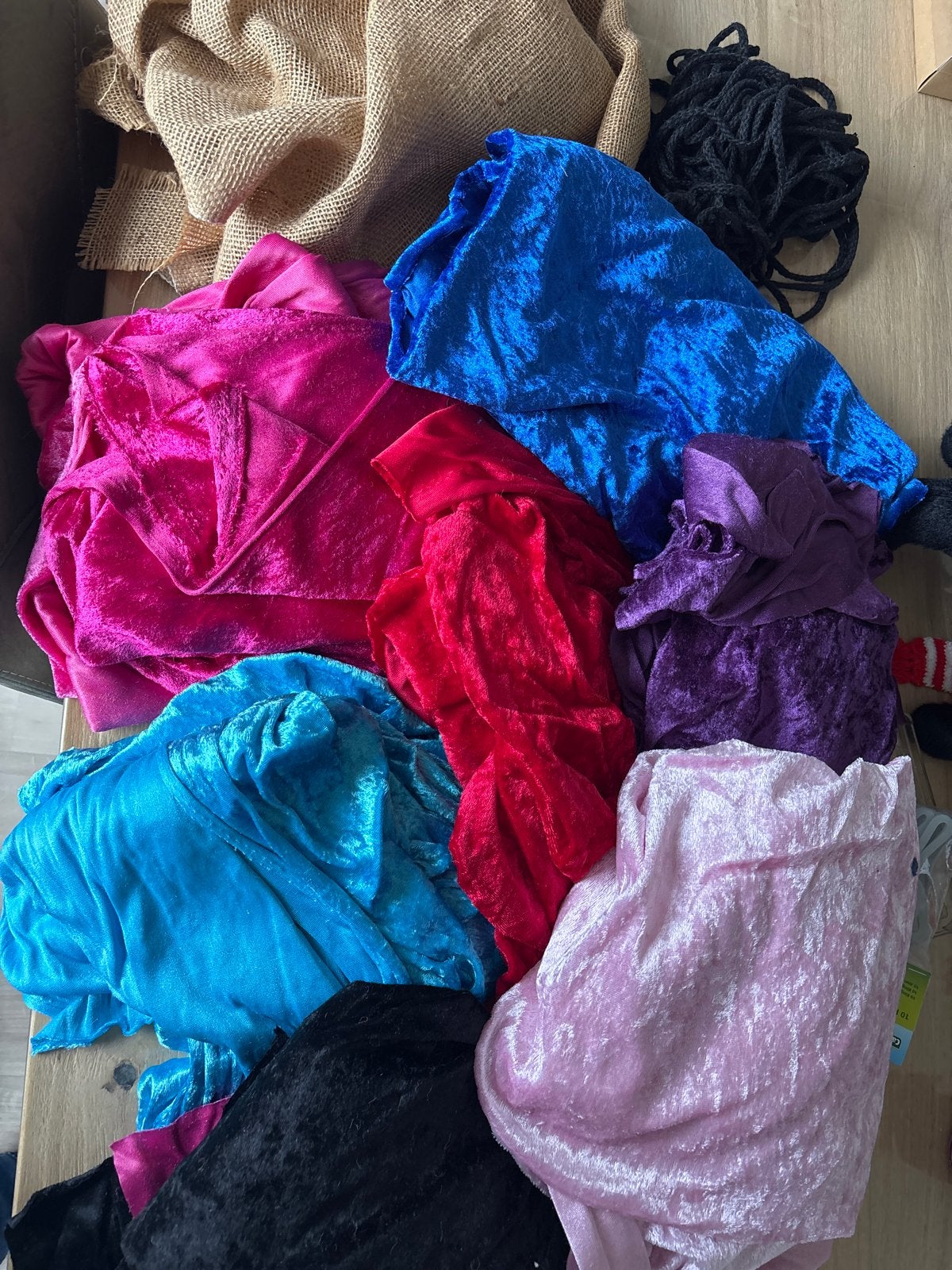 Grote tas vol velours en jute stoffen + zwart draad, Ophalen of Verzenden, Gebruikt, Meerkleurig, Overige materialen