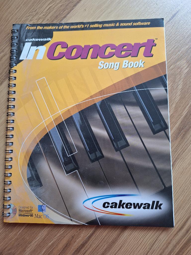 Cakewalk, In concert songbook, Overige soorten, Ophalen of Verzenden, Zo goed als nieuw, Keyboard