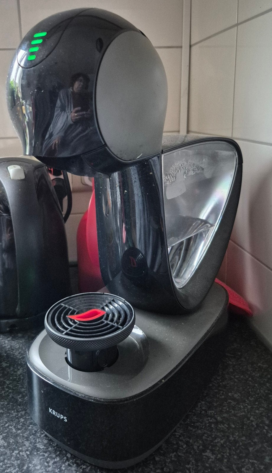 Krups Nescafé Dolce Gusto koffiezetapparaat, Ophalen, Koffiepads en cups, Overige modellen, Zo goed als nieuw