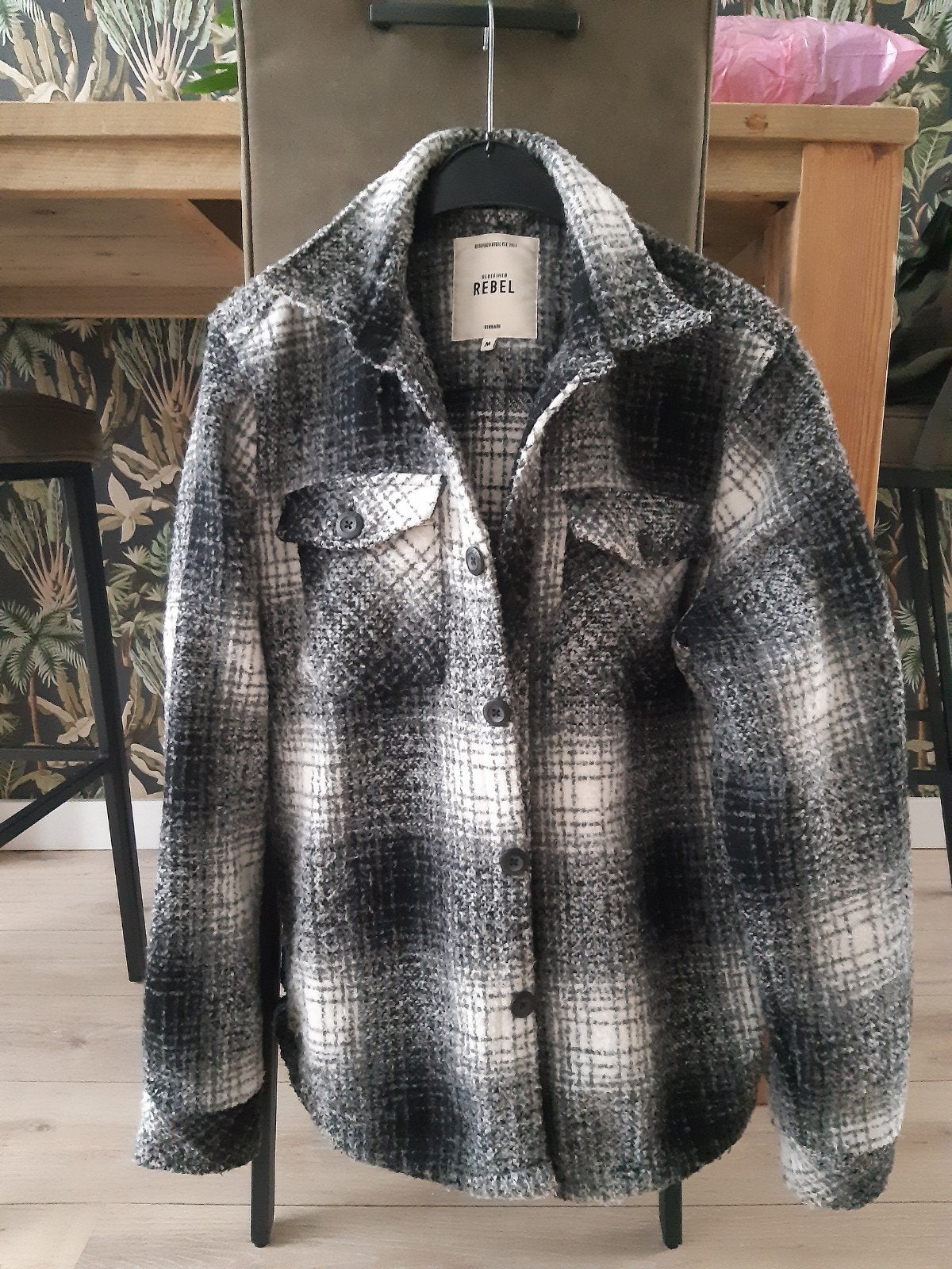 Geruite jas van Redefined Rebel - Maat M, Kleding | Heren, Ophalen of Verzenden, Zo goed als nieuw, Zwart