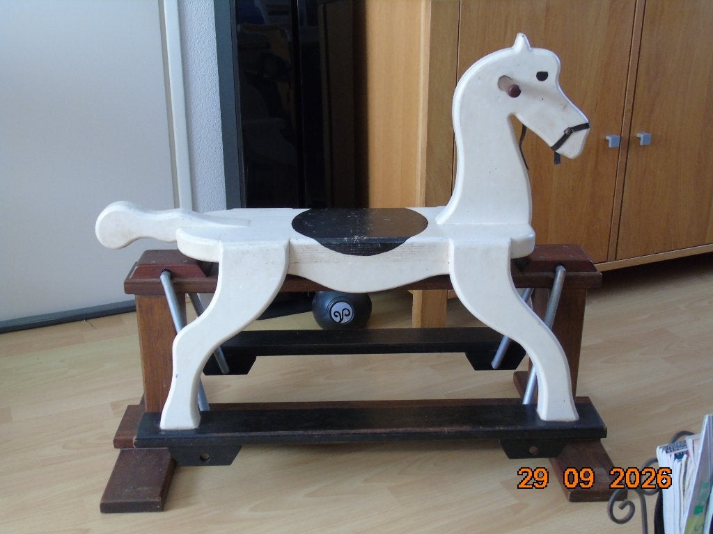 Schommel paard, Ophalen, Gebruikt