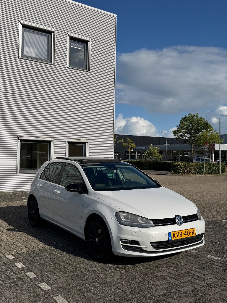 Volkswagen Golf 2.0 TDI 110KW 5D DSG 2014 Wit-Panorama, Stof, 4 cilinders, Wit, Diesel
