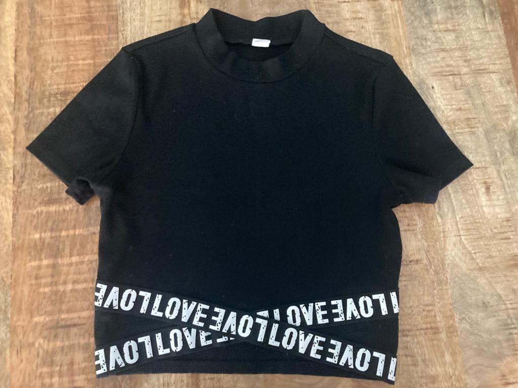 Gratis geribde, zwarte top met love erop, maat 164 van shein, Ophalen of Verzenden, Zo goed als nieuw, Meisje, Shirt of Longsleeve
