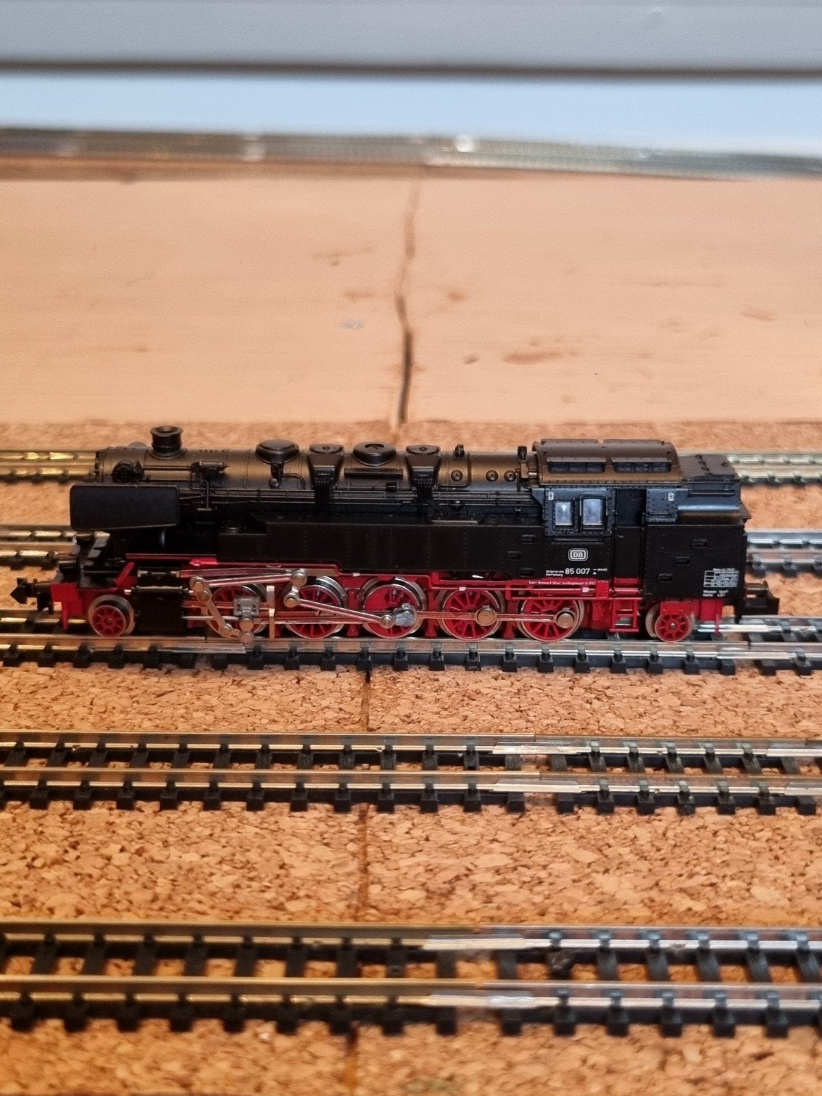 Minitrix stoomlocomotief BR 85, Ophalen, Trix, Zo goed als nieuw, Analoog