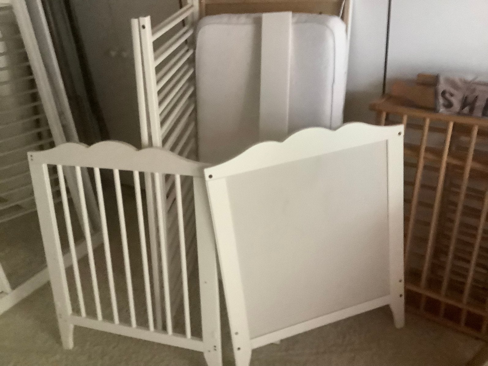 1 ledikant (tot 3 jaar), 1 box, commode, Ophalen, Gebruikt, Overige maten