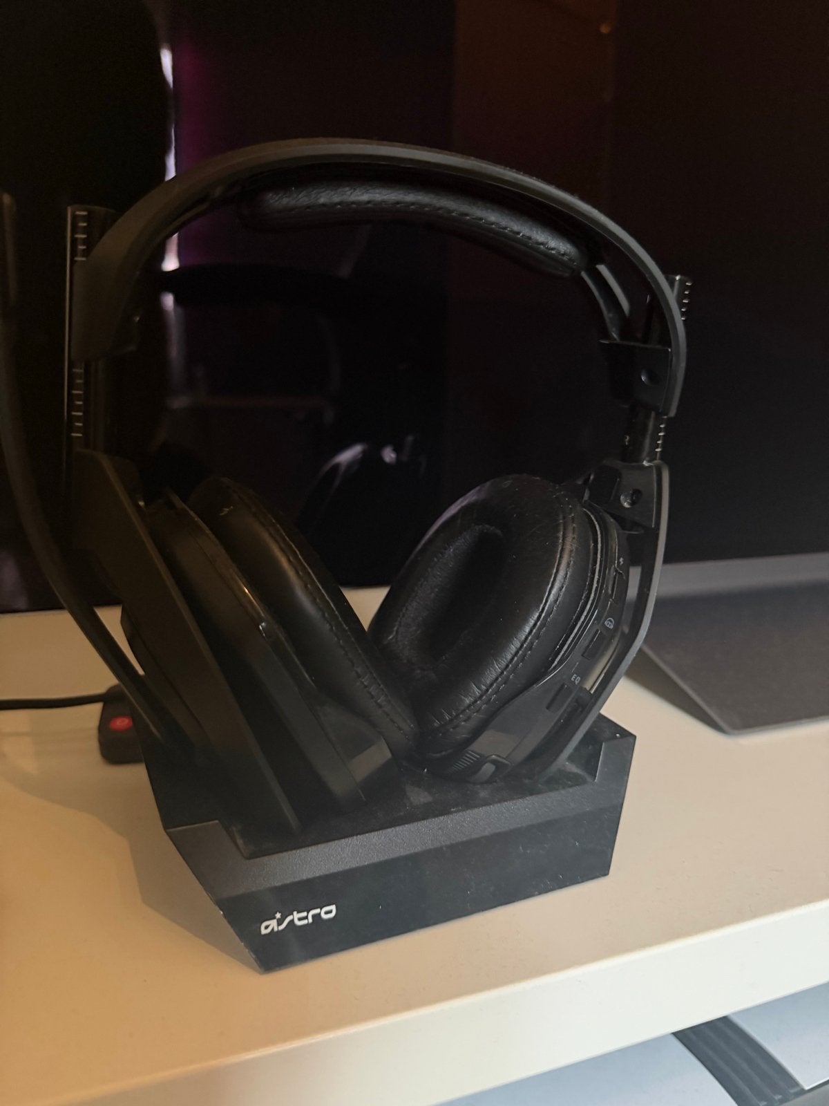 Astro A50 Headset met Doos en Modkit, Computers en Software, Ophalen of Verzenden, Zo goed als nieuw, Draadloos, Over-ear