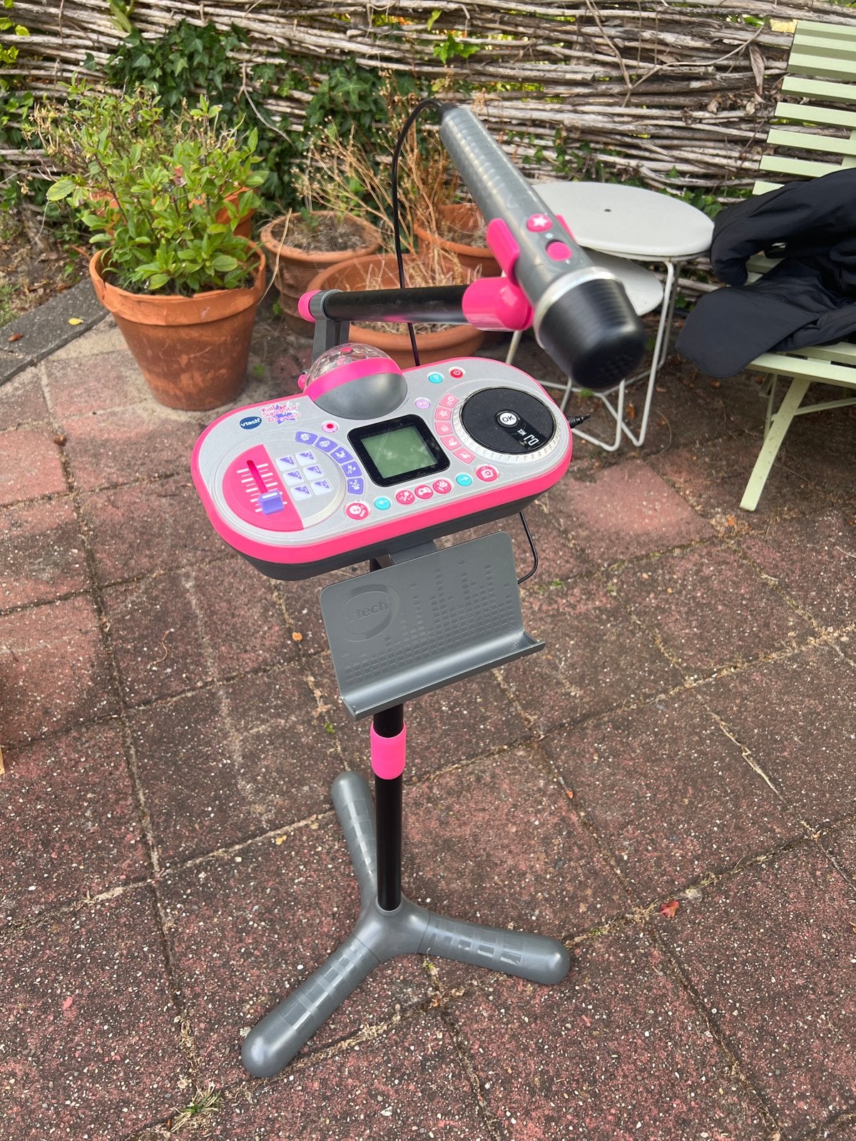 Vtech Kidi SuperStar Karaoke Microfoon met Standaard, Ophalen, Gebruikt, Meisje