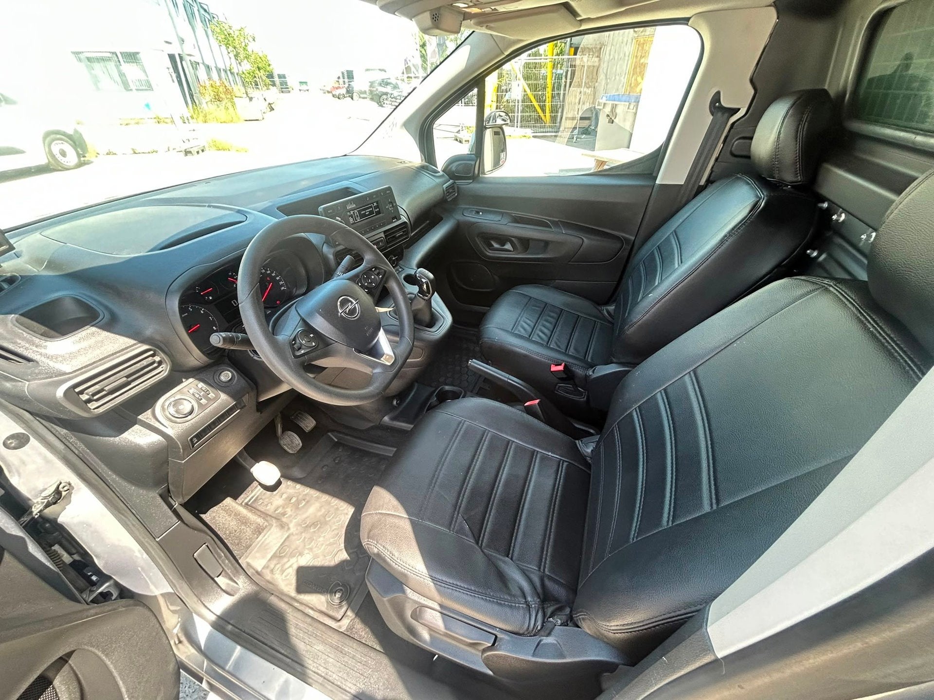 Opel Combo 1.5D L1H1 Edition euro 6, Auto's, Voorwielaandrijving, Gebruikt, 4 cilinders, Navigatiesysteem