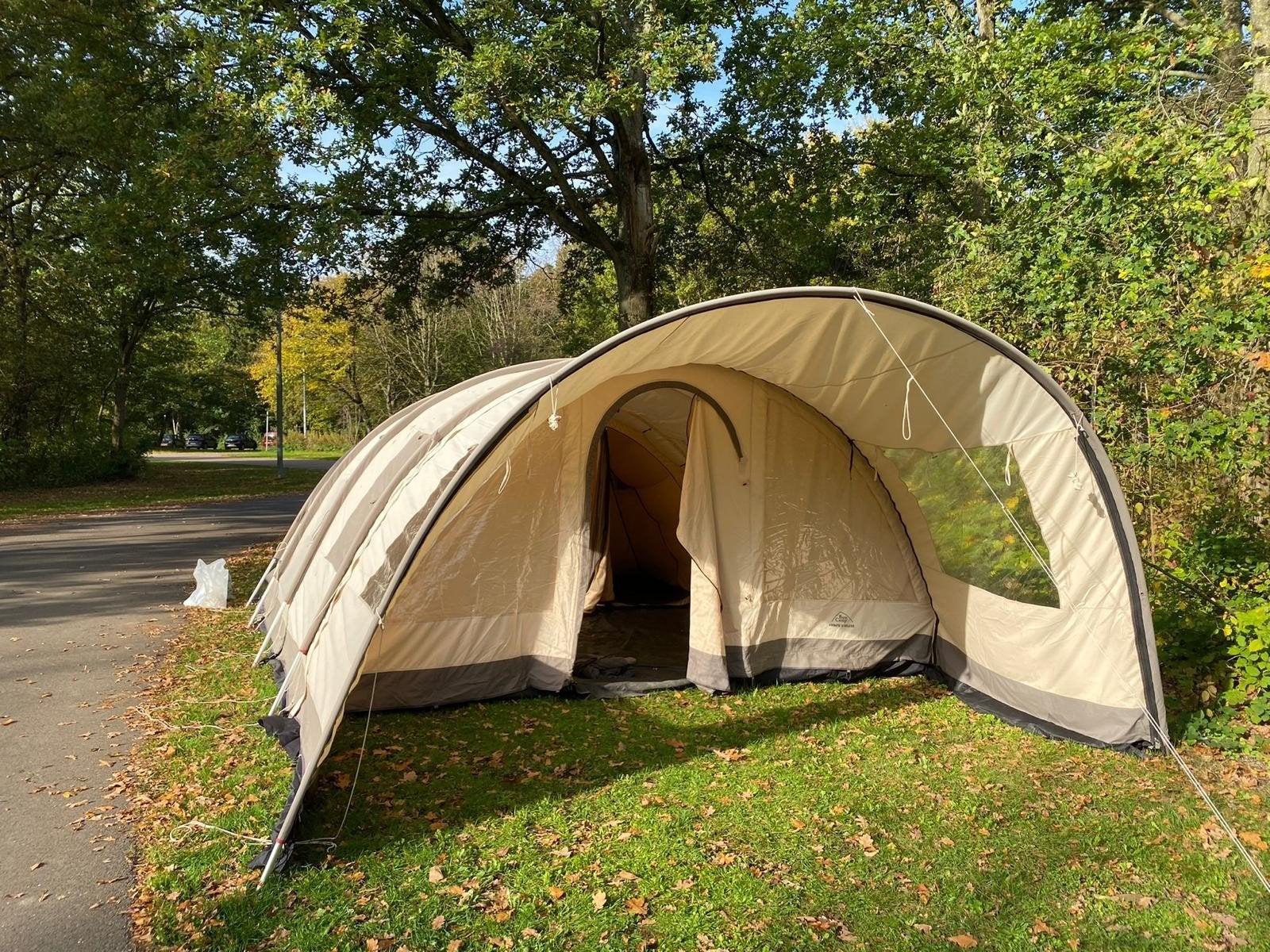 LAST MINUTE nog een mooie  tent nodig dan is dit je kans!, Ophalen