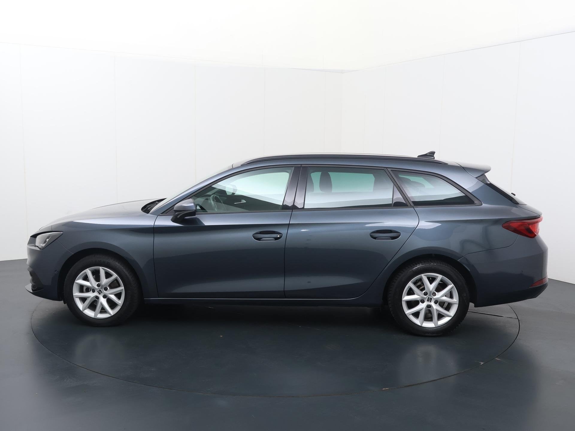 SEAT Leon Sportstourer 1.0 TSI Style Business Intense | 110, Auto's, Seat, 12 maanden, Stof, Gebruikt, Leon