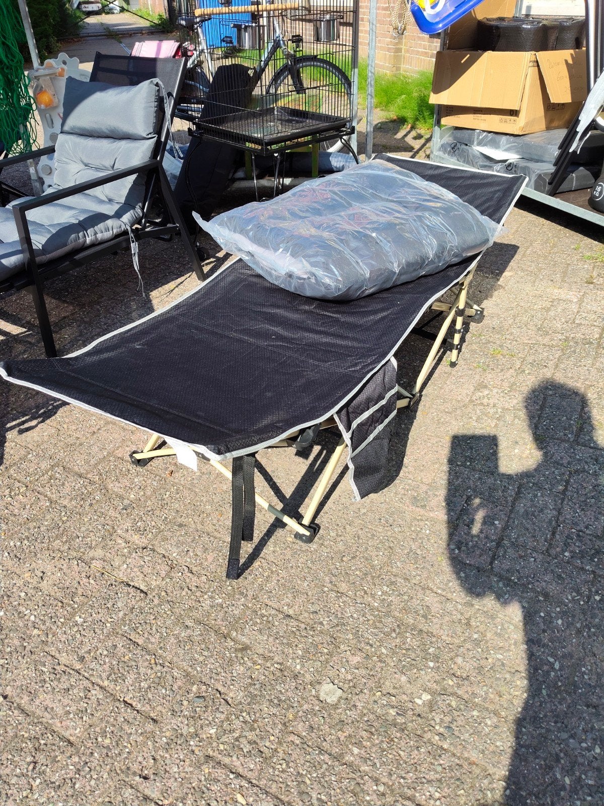 Aangeboden Nieuw Veldbed / Ligbed met Kussen, Ophalen, Nieuw, Aluminium
