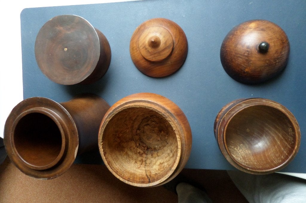 Urn - Hout - Drie modellen - Ook per stuk te koop, Ophalen