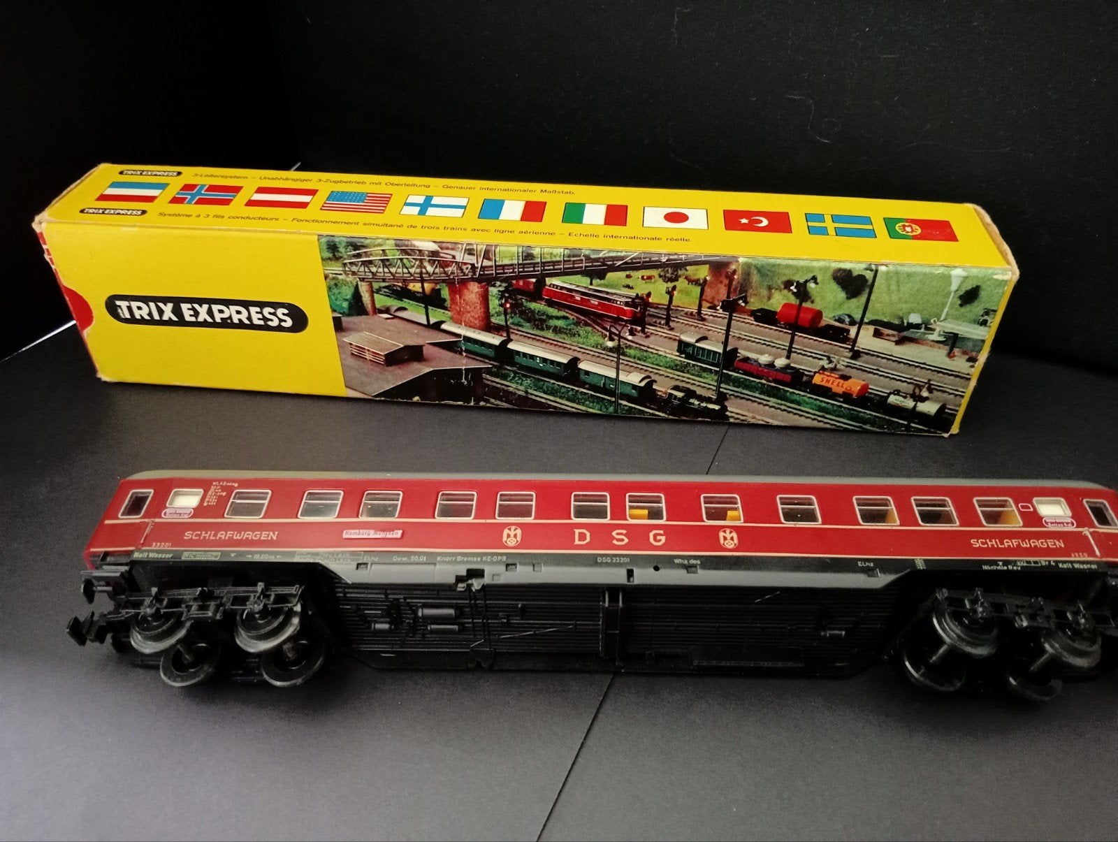 Trix Express DSG Slaaprijtuig met originele doos, Ophalen of Verzenden, Gelijkstroom, Trix