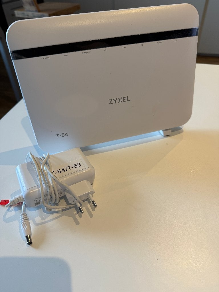 Zyxel T-54 modem, Computers en Software, Ophalen, Gebruikt, Router met modem, Zyxel