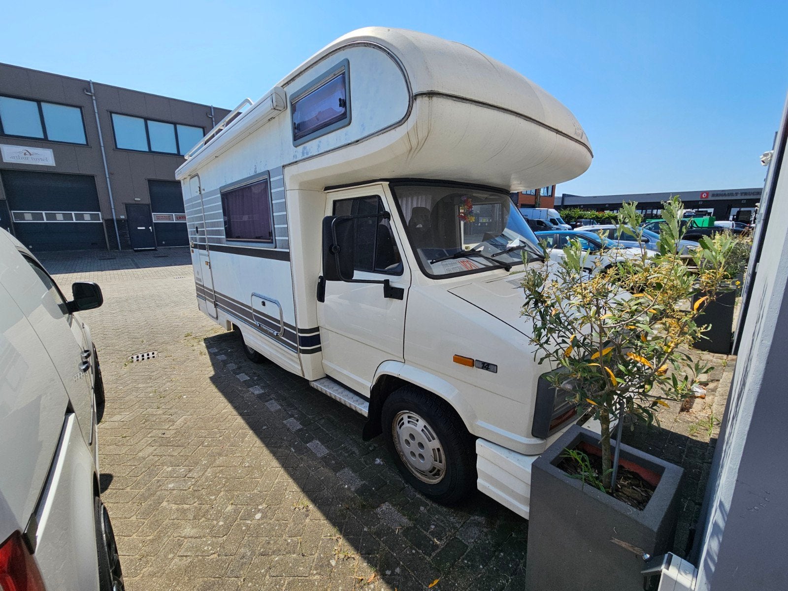 Fendt Alkoof Camper - Klaar voor avontuur!, Omvormer, Alkoof, Ringverwarming, Fiat
