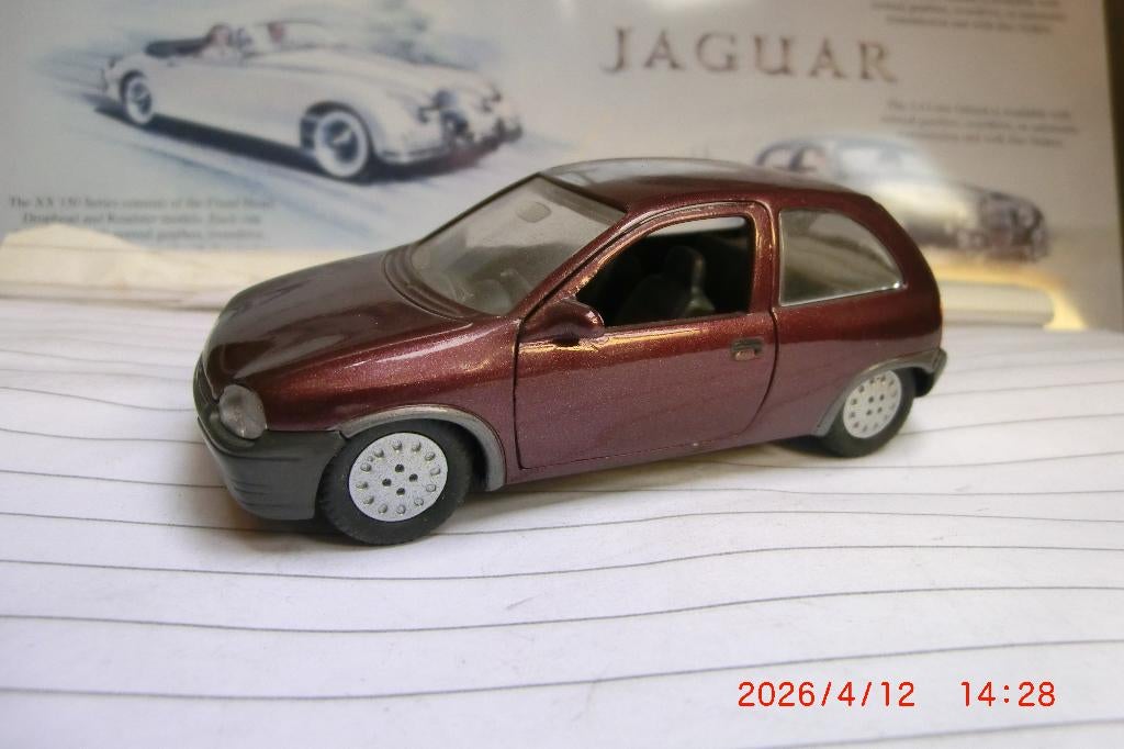 Gama Opel Corsa B 1:43, Hobby en Vrije tijd, Modelauto's | 1:43, Ophalen of Verzenden, Nieuw, Auto, Gama