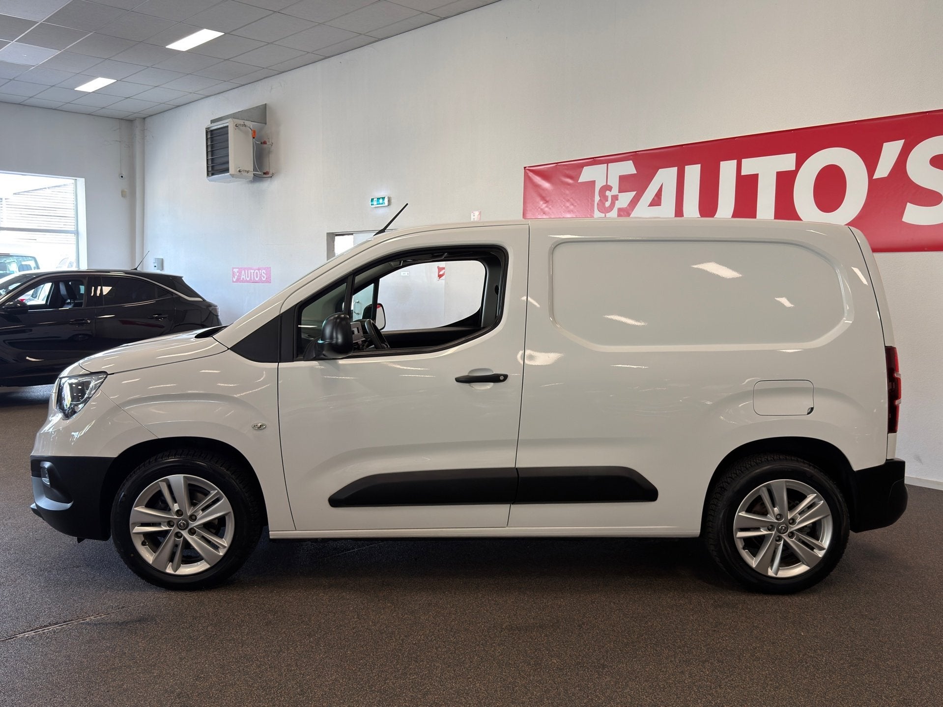 Opel Combo 1.6D L1H1 Edition, ECC AIRCO, ELEC PAKKET, NAP, Voorwielaandrijving, Verwarmde buitenspiegels, Stof, Gebruikt