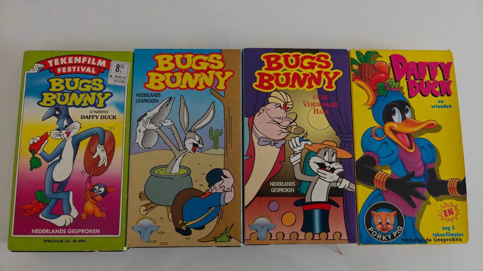 Bugs Bunny en Daffy Duck VHS Banden, Cd's en Dvd's, VHS | Kinderen en Jeugd, Alle leeftijden, Ophalen of Verzenden, Gebruikt, Overige typen