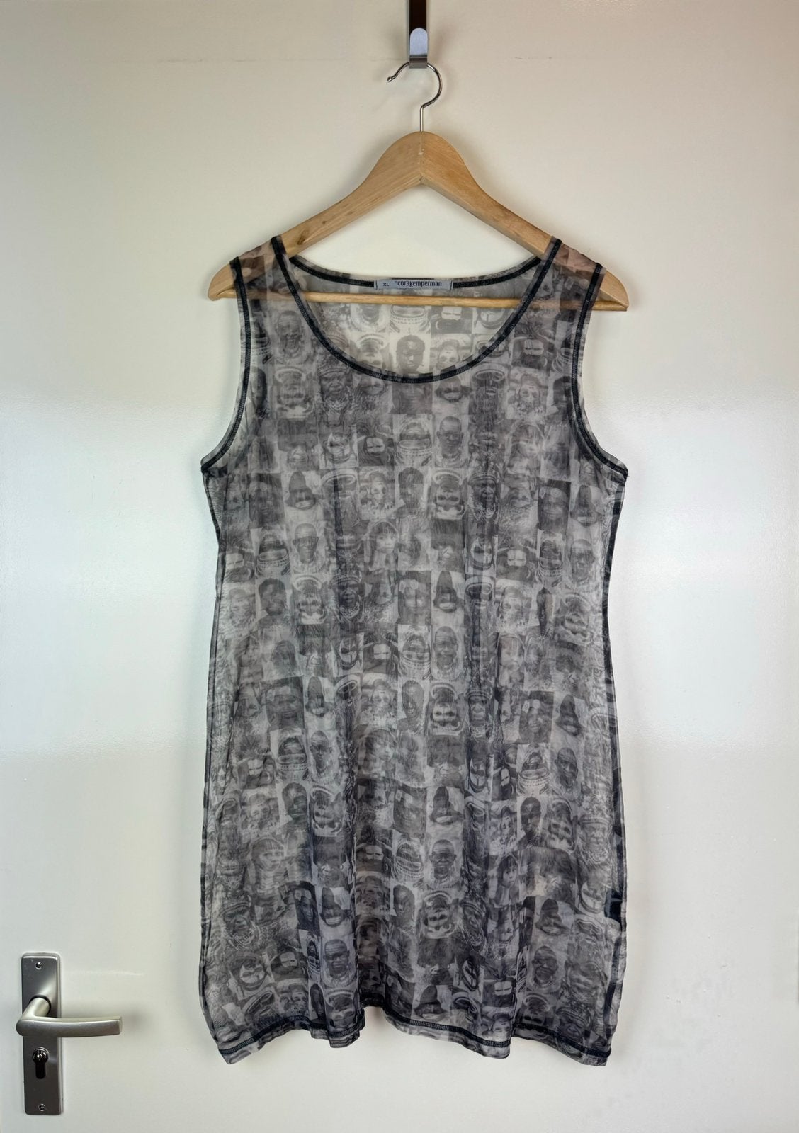 CORA KEMPERMAN Tribal Faces Print Mesh Avant Garde Top XL, Zwart, Maat 46/48 (XL) of groter, Ophalen of Verzenden, Zo goed als nieuw