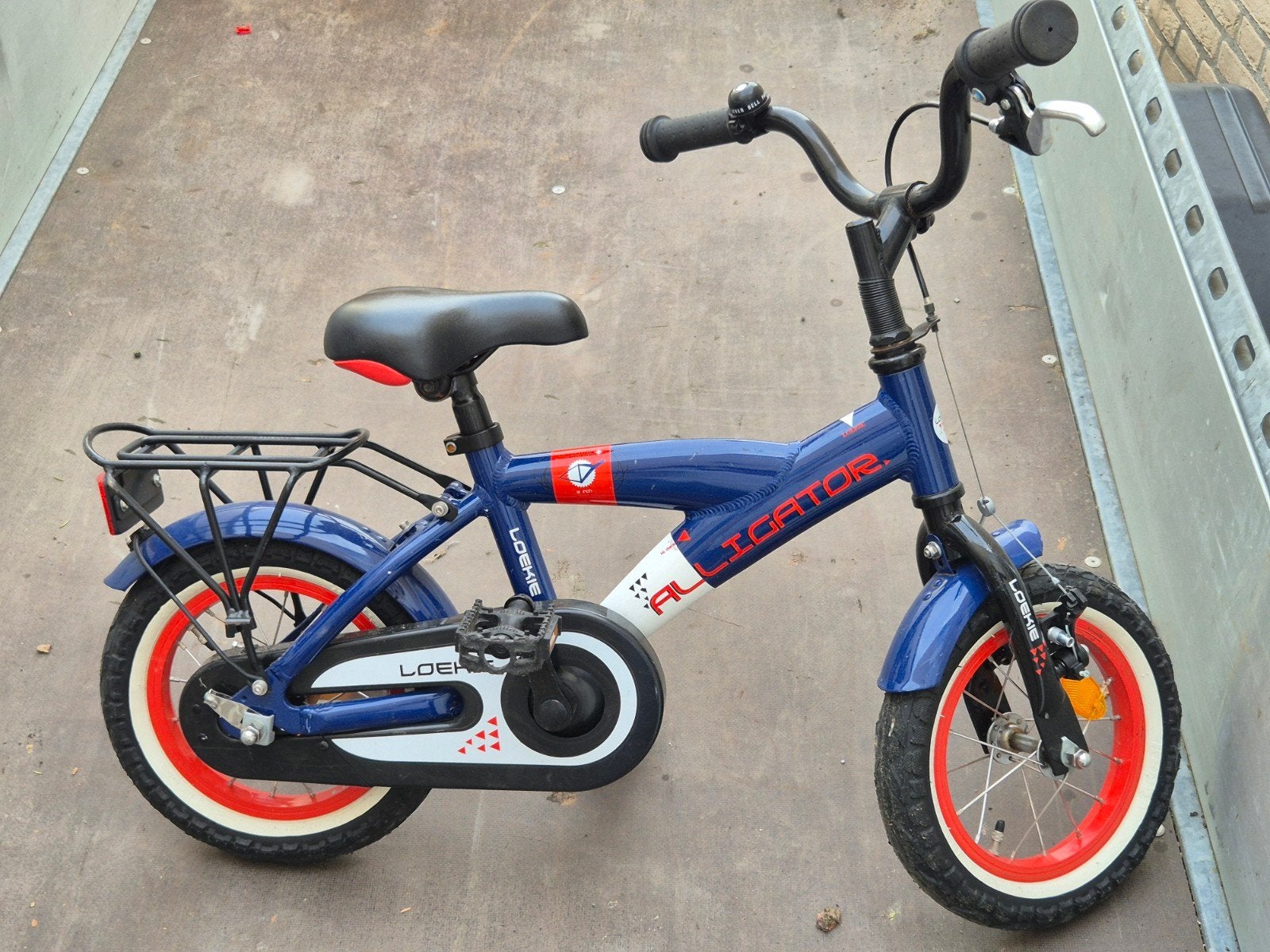 Loekie Alligator kinderfiets 12 inch - Blauw, Ophalen of Verzenden, Gebruikt, Minder dan 16 inch