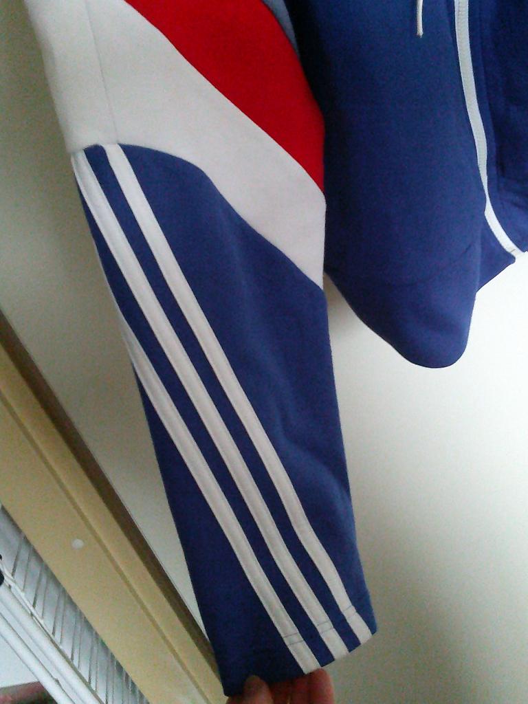 weg=weg * ADIDAS hoodie vest blauw wit rood 44 -GRATIS zend, Maat 42/44 (L), Verzenden, Blauw, Fitness of Aerobics