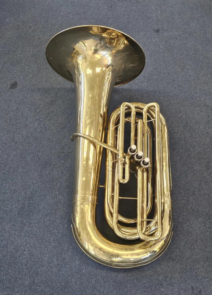 C. G. Conn mod. 12J 4/4 BBb Tuba, Muziek en Instrumenten, Ophalen, Gebruikt, Bes-tuba
