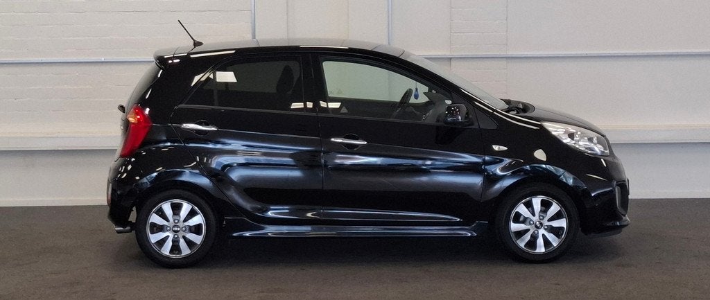 Kia Picanto 1.0i CVVT X-treme 1e Eigenaar Lerenbekleding Lm, Auto's, Voorwielaandrijving, Euro 5, Gebruikt, Zwart