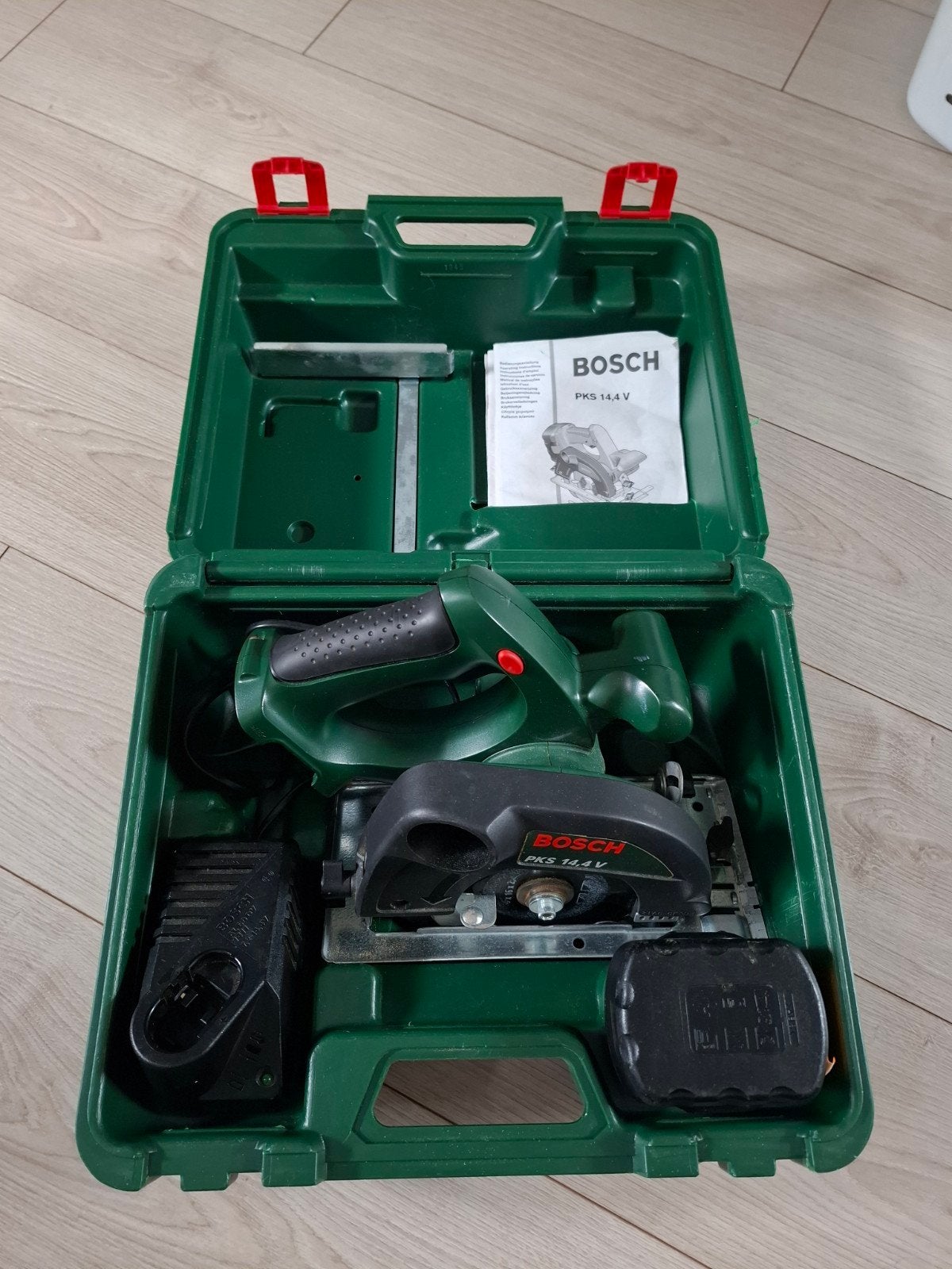 Bosch Accu Cirkelzaag in koffer, Ophalen, Gebruikt, Cirkelzaag, Bosch