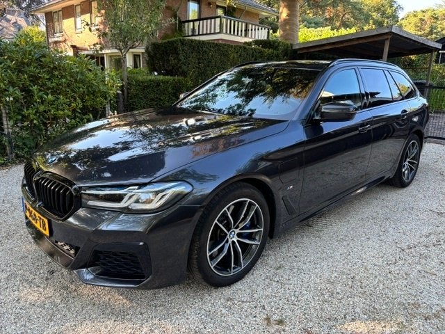 BMW 5-Serie 530e xDrive Touring High Executive M Sport, Auto's, BMW, Automaat, 1998 cc, 1935 kg, 4 cilinders