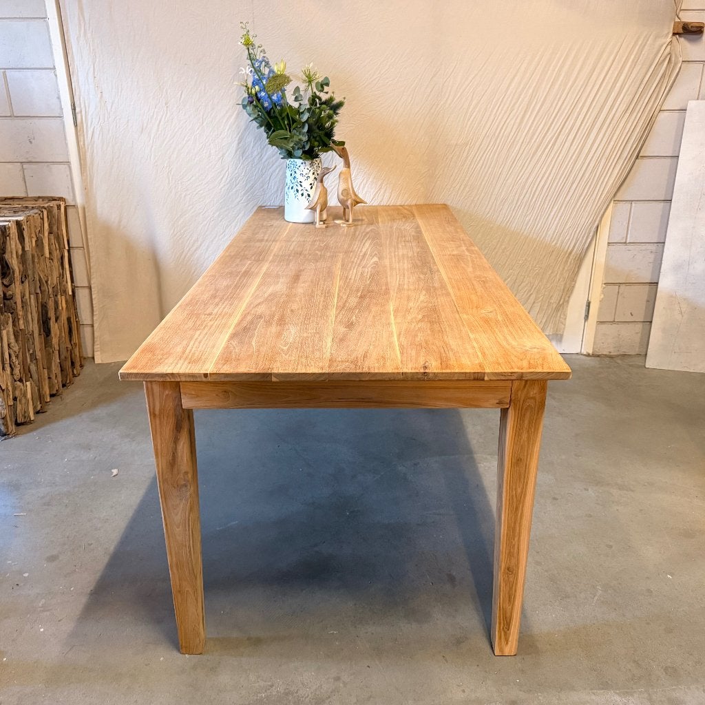 teakhouten eettafel - 200 x 90 cm 6/8 pers - Gratis bezorgd, TTM Wonen, Meubels – (Perzische) Tapijten en Woonaccessoires, Taag 63, 2491 CS, Den Haag (Forepark)