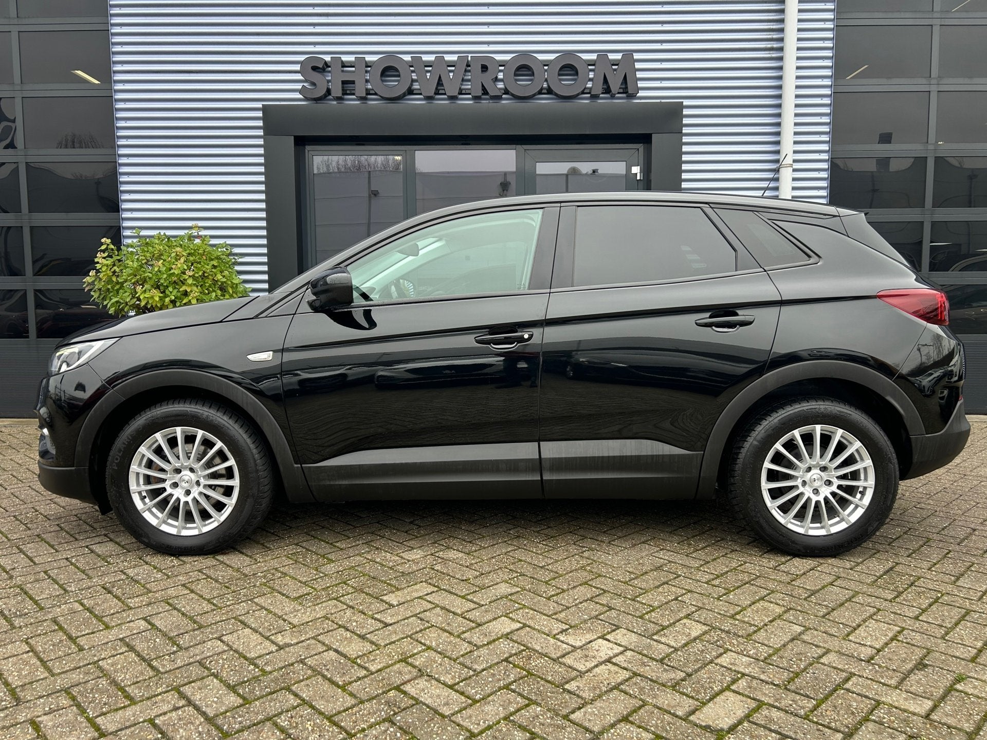 Opel Grandland X 1.2 Turbo Online Edition Automaat|Cruise|Ap, Stof, 1199 cc, Zwart, Bedrijf