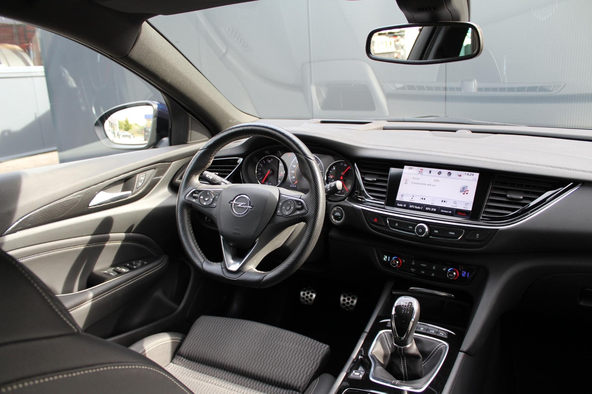 Opel Insignia Sports Tourer 1.5 Turbo Business Executive OPC, Voorwielaandrijving, Gebruikt, 4 cilinders, Blauw