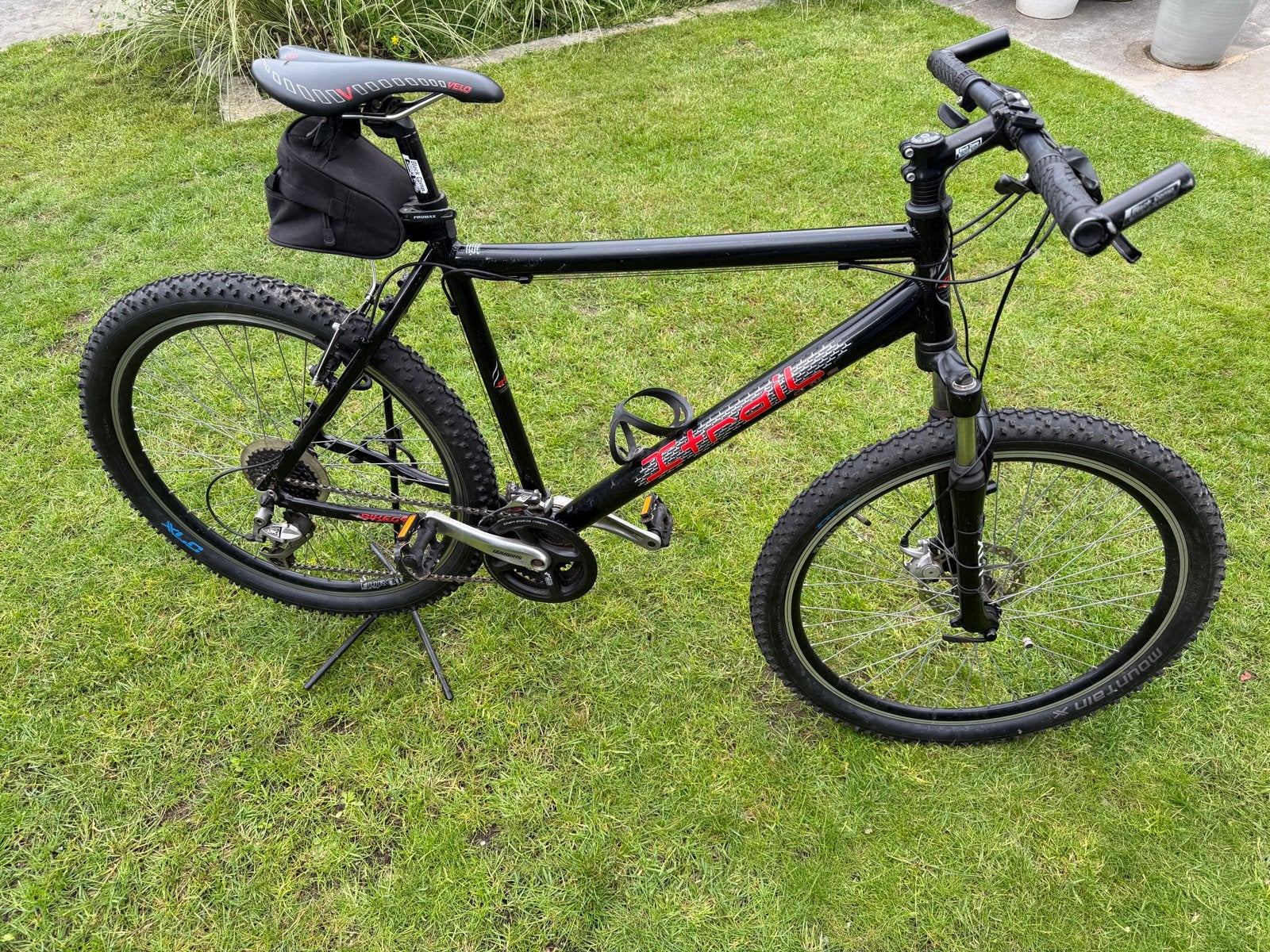 Mountainbike met 21 versnellingen en voorvorkvering, Overige merken, Gebruikt, Hardtail, Ophalen of Verzenden