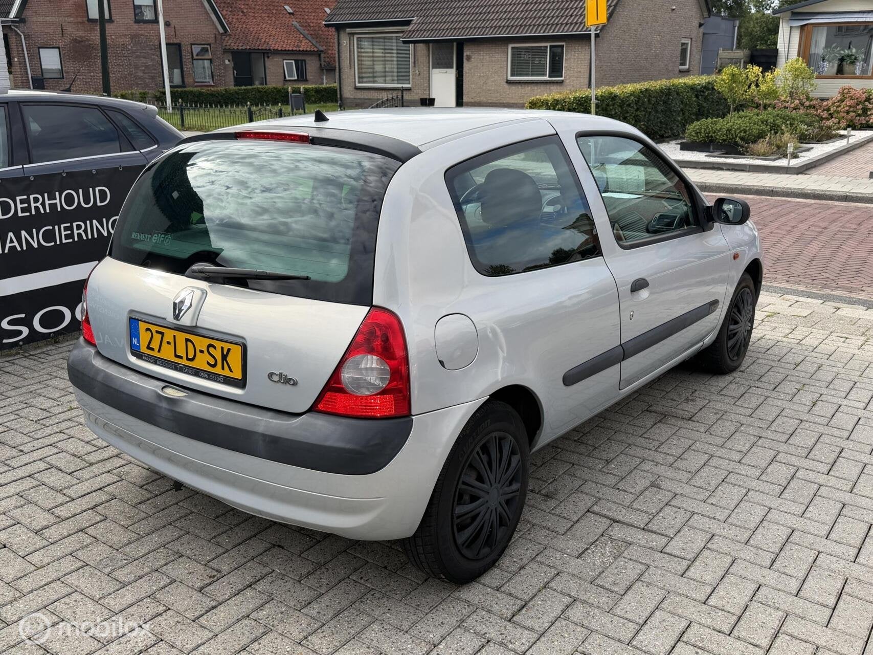 Renault Clio 1z2 3drs lange apk inruil koopje !, Auto's, Voorwielaandrijving, Stof, Gebruikt, 4 cilinders