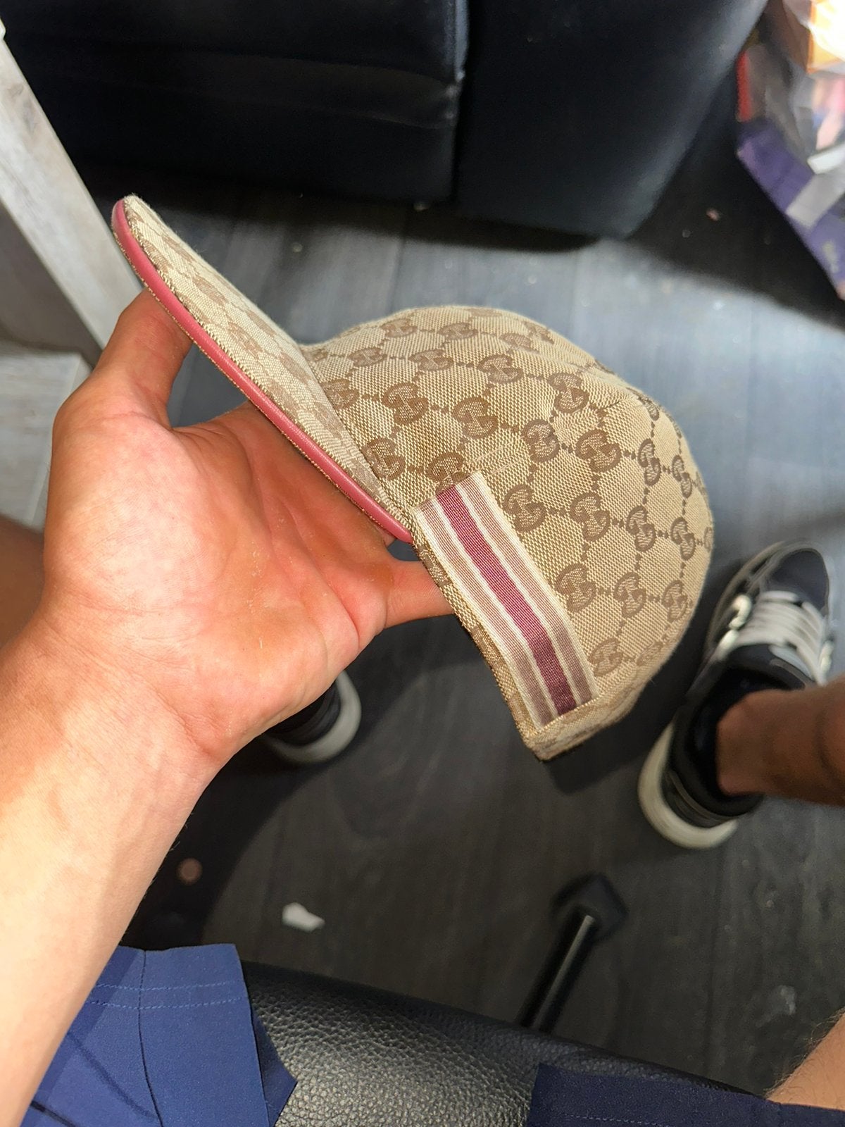 GUCCI pet limited edition, Ophalen of Verzenden, Zo goed als nieuw, 57 cm (M, 7⅛ inch) of minder, Pet