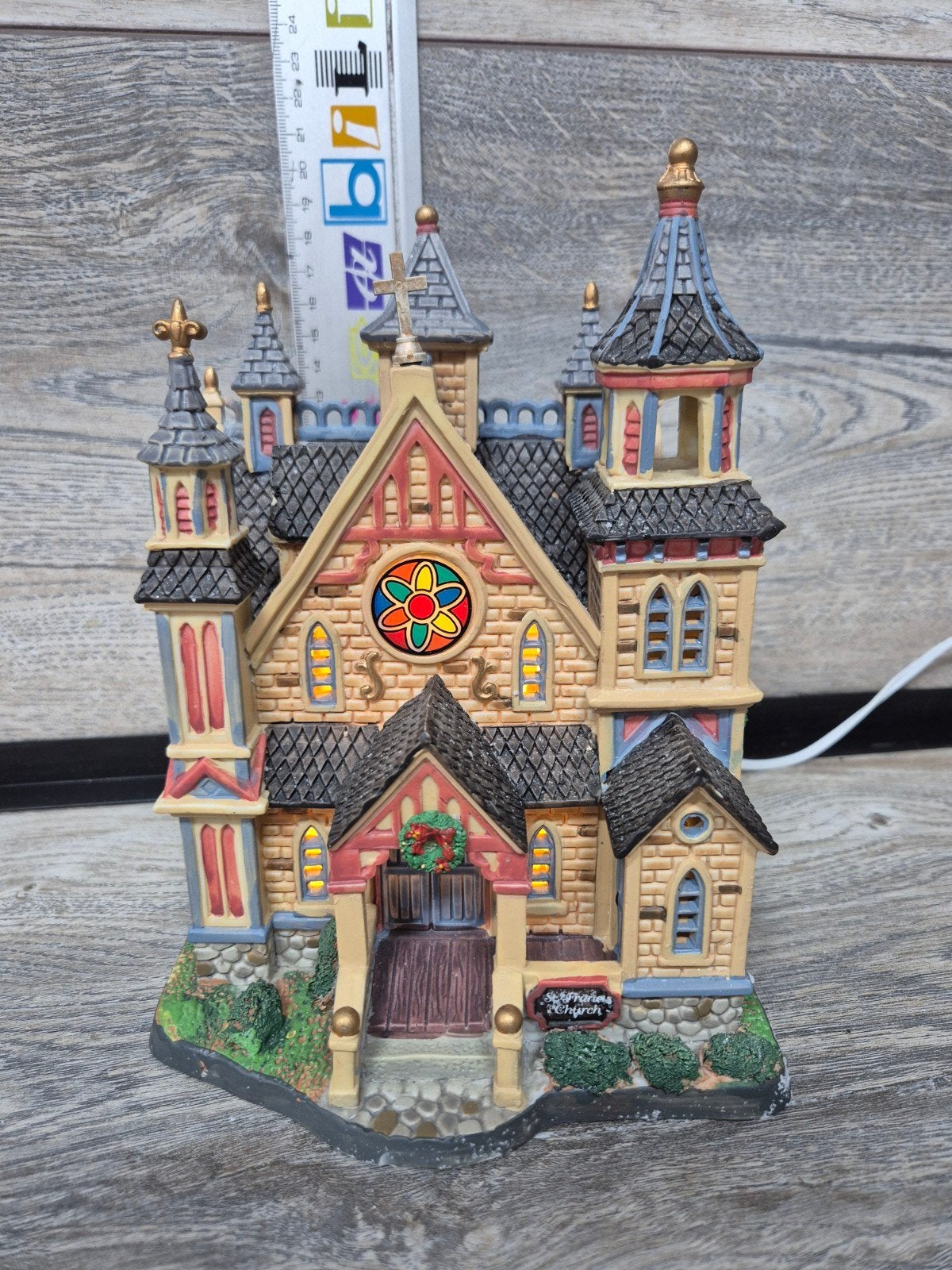 lemax st Francis churh verlicht originele doos kerstdorp ker, Diversen, Kerst, Ophalen of Verzenden, Zo goed als nieuw