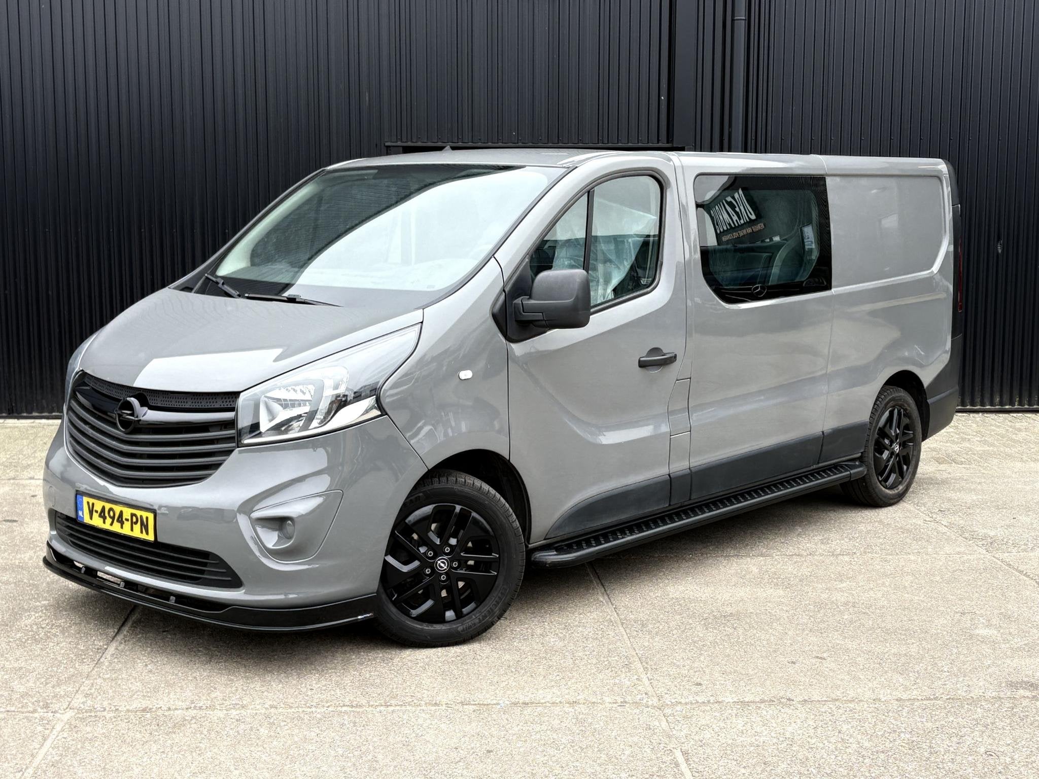 Opel Vivaro 1.6 CDTI 120pk L2H1 DC Edition | Navigatie | Tre, Voorwielaandrijving, Gebruikt, Euro 6, 4 cilinders