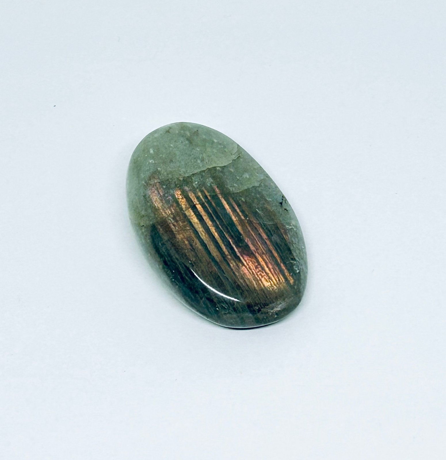 Grote Labradoriet Palmsteen 7x4 cm met mooie gouden gloed, Ophalen of Verzenden, Nieuw