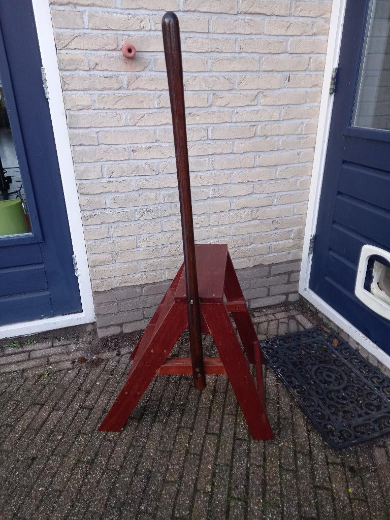Vintage mahonie bibliotheektrap, Antiek en Kunst, Ophalen