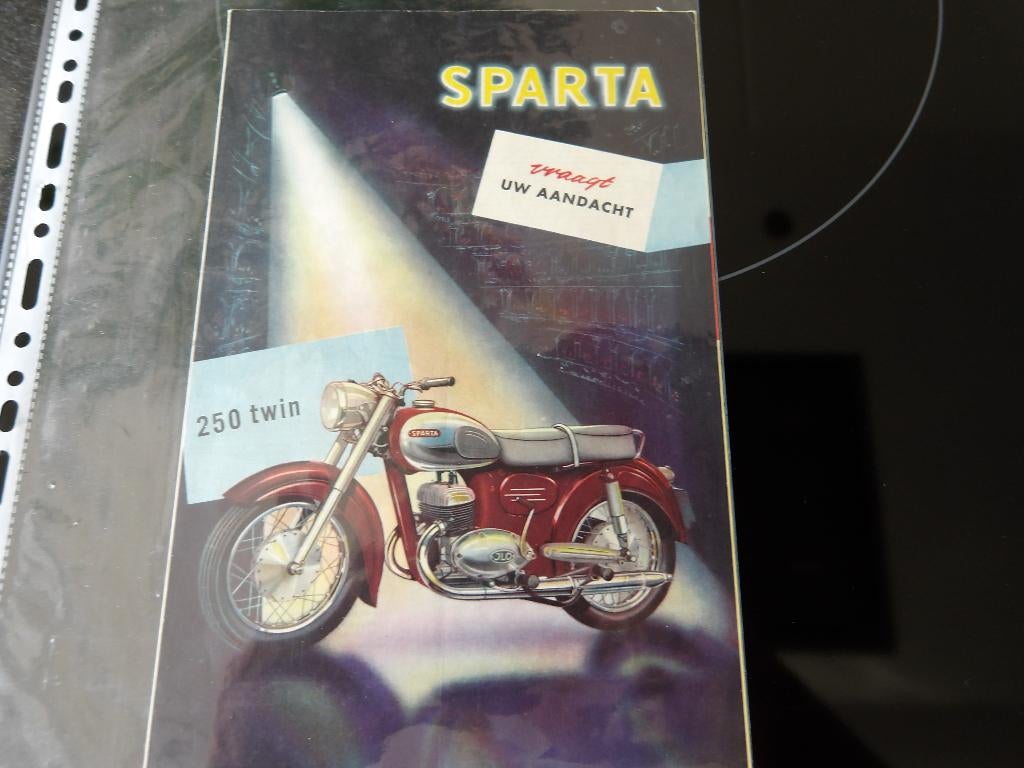 Folder SPARTA motoren SL250 NL200 (ILO en Victoria), Motoren, Verzenden, Overige merken