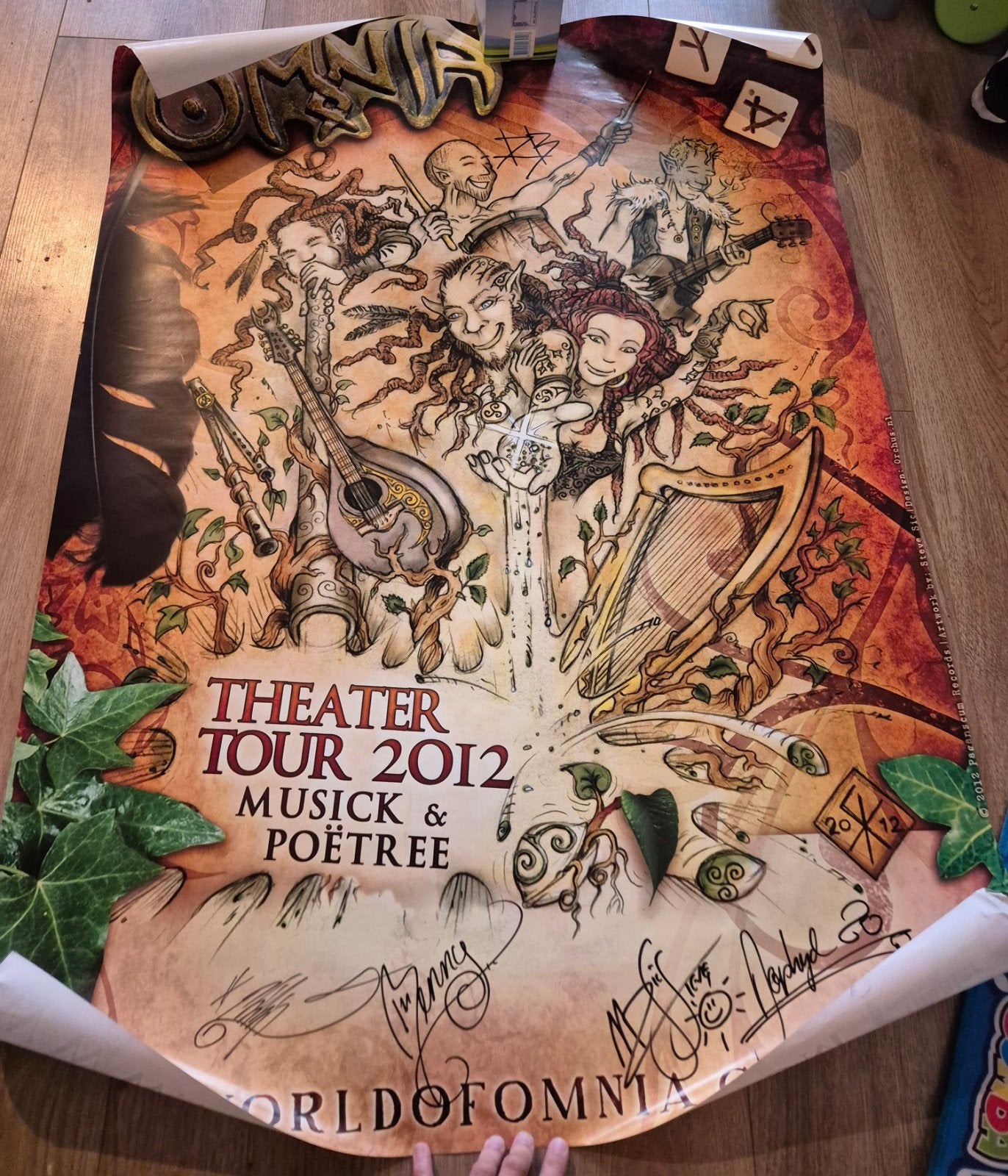 Omnia poster, gesigneerd, 140 x 80cm, Ophalen of Verzenden, A1 t/m A3, Film en Tv