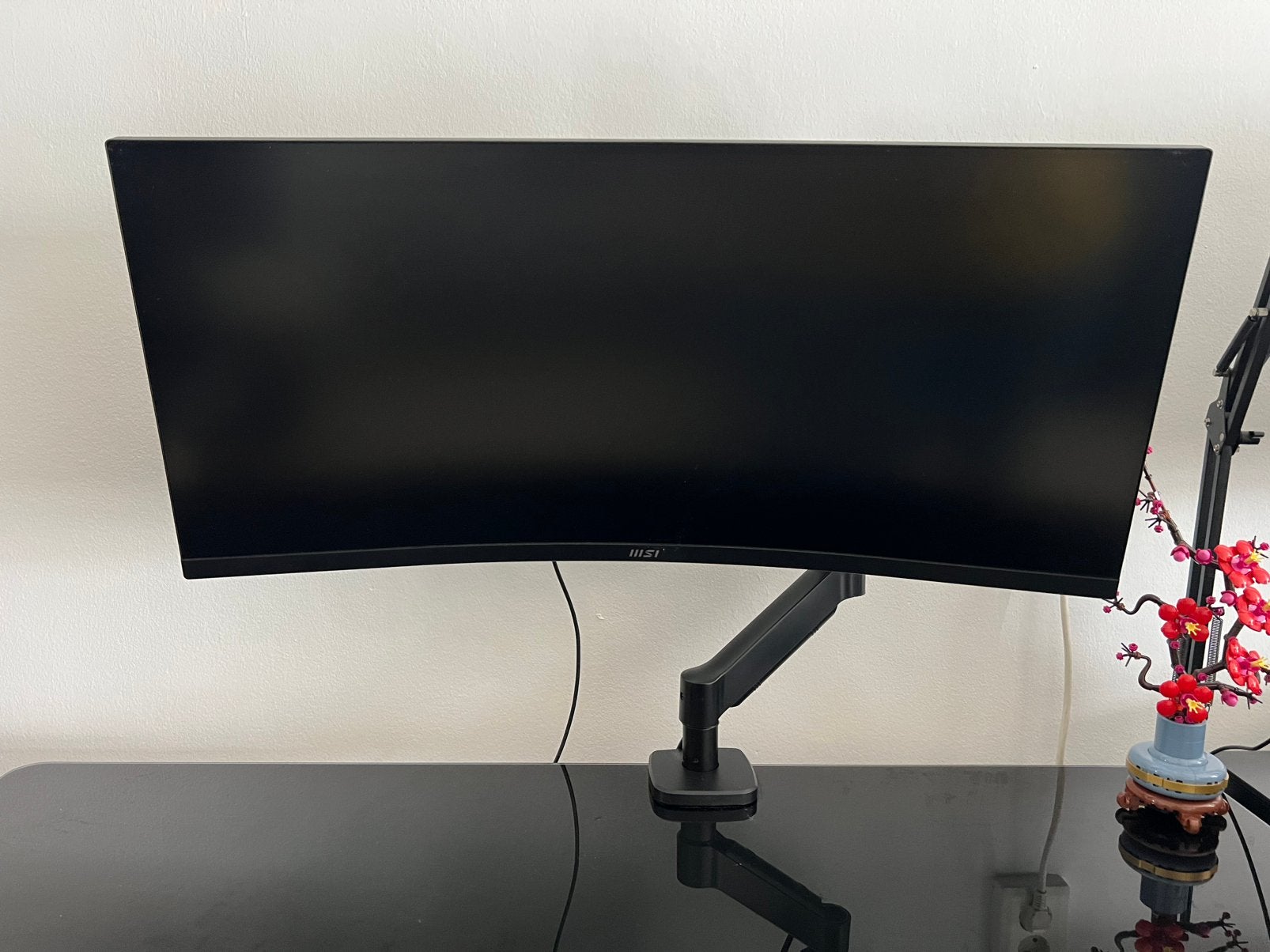 MSI monitor en elektrisch zit-sta bureau 120 x 60, Ophalen of Verzenden, Zo goed als nieuw, IPS