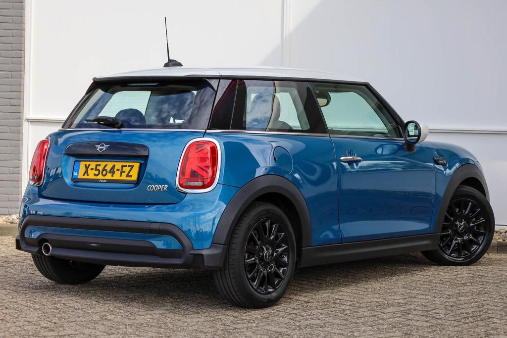 Mini Mini 1.5 136pk Cooper Camden Edition | LED Verlichting, Auto's, Mini, 12 maanden, 136 pk, Gebruikt, Leder en Stof